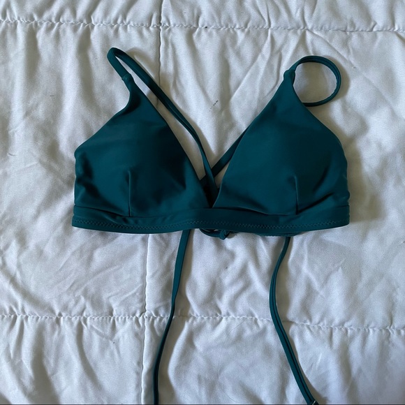 Swim suit top - Picture 2 of 3